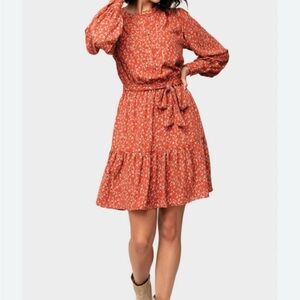 Gibson Look short dress.